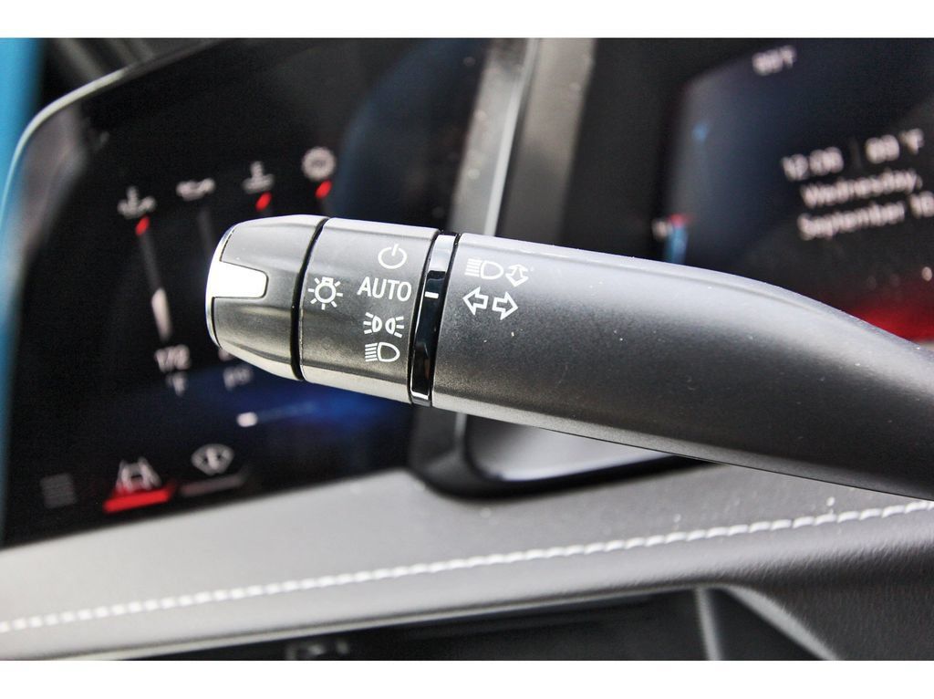 Used 2026 Chevrolet Corvette Z06 RWD image 12
