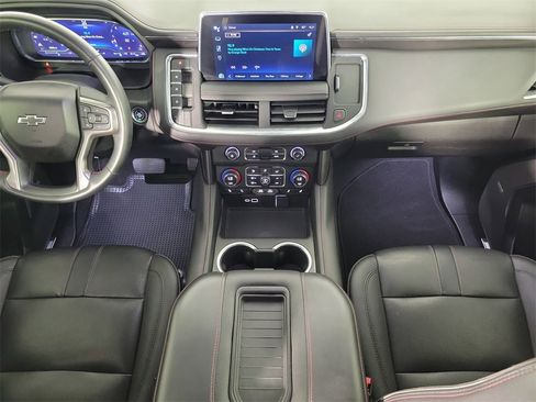 Used 2023 Chevrolet Suburban RST w/ Luxury Package image 15