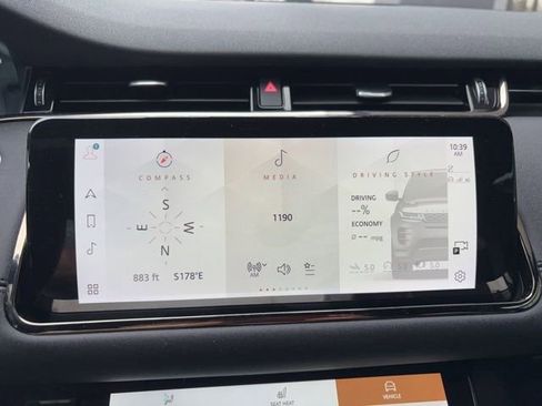 Used 2022 Land Rover Range Rover Evoque R-Dynamic SE image 10