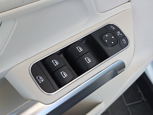 Certified 2026 Mercedes-Benz GLB 250 image 24