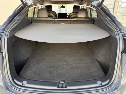 Used 2023 Tesla Model Y Long Range image 24