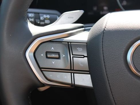Certified 2025 Lexus NX 250 FWD w/ Premium Package image 18