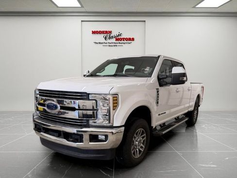 Used 2019 Ford F250 Lariat w/ Lariat Value Package AWD/4WD image 3