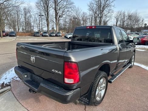 Used 2018 RAM 1500 ST image 5