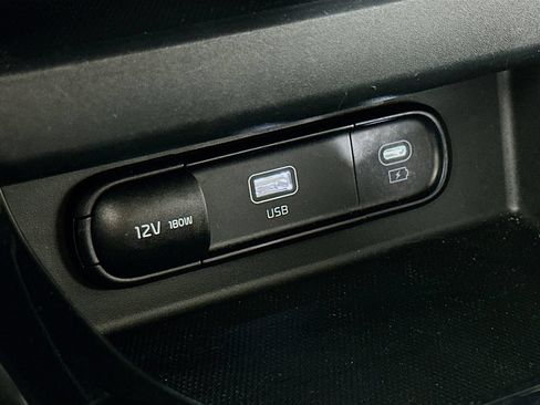 Used 2024 Kia Seltos S FWD image 30