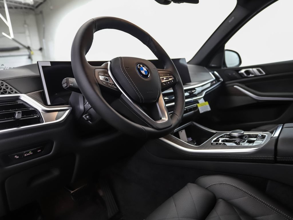Used 2026 BMW X5 xDrive50e w/ Climate Comfort Package AWD/4WD image 10