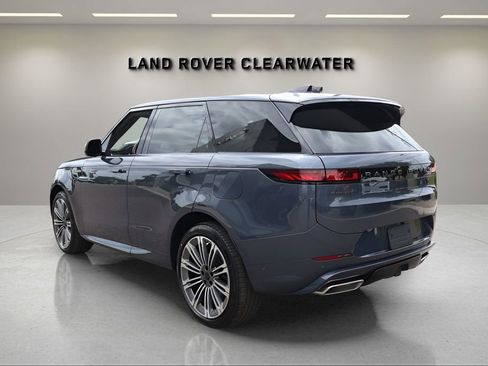 New 2026 Land Rover Range Rover Sport Dynamic SE AWD/4WD image 3