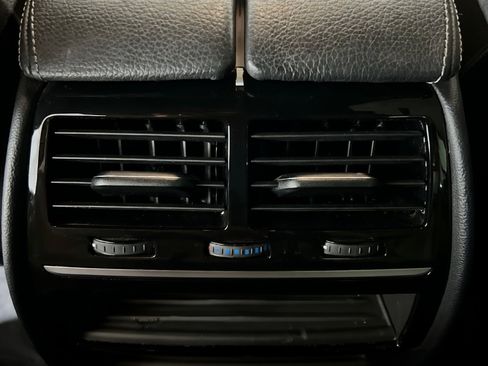 Used 2020 BMW 540i w/ Premium Package RWD image 20