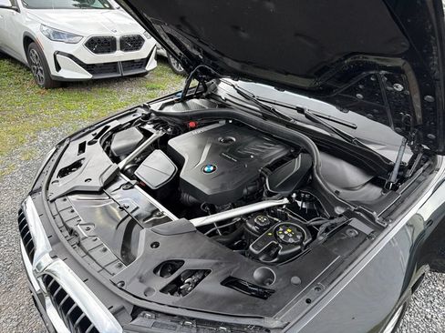 Used 2023 BMW 530i xDrive w/ Premium Package AWD/4WD image 31