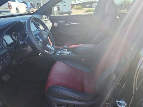 Used 2025 INFINITI QX50 Sport image 9
