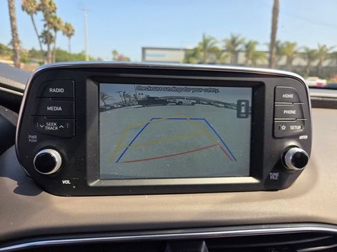 Used 2020 Hyundai Santa Fe SEL w/ Convenience + Premium Package FWD image 11