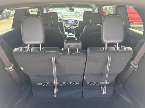 New 2026 Chrysler Voyager LX image 17