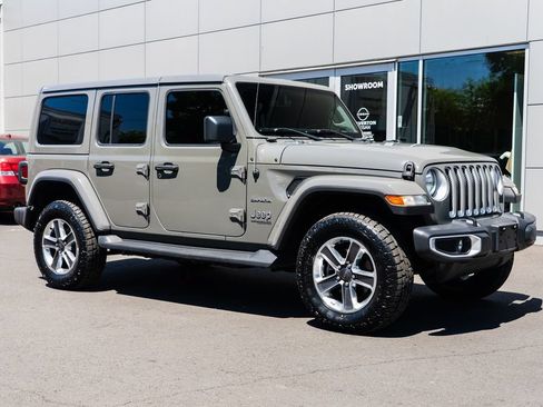 Used 2021 Jeep Wrangler Unlimited Sahara w/ Uconnect 4C Nav & Sound Group AWD/4WD image 1