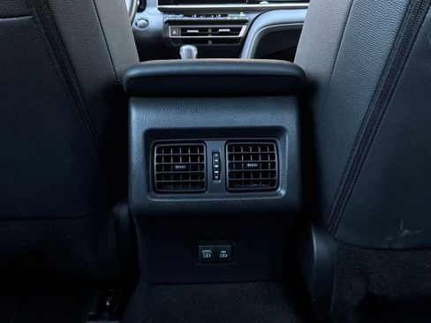 Used 2026 Toyota Camry SE FWD image 13