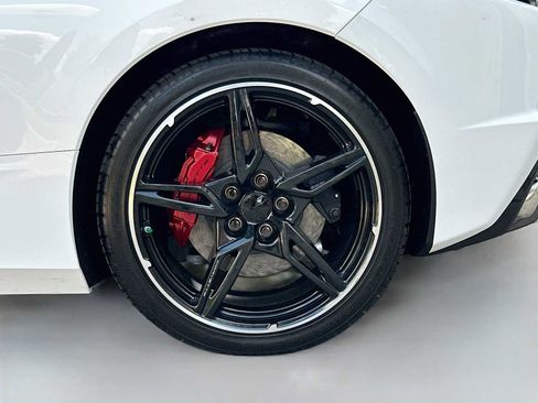 Used 2023 Chevrolet Corvette Stingray Coupe w/ 1LT RWD image 27