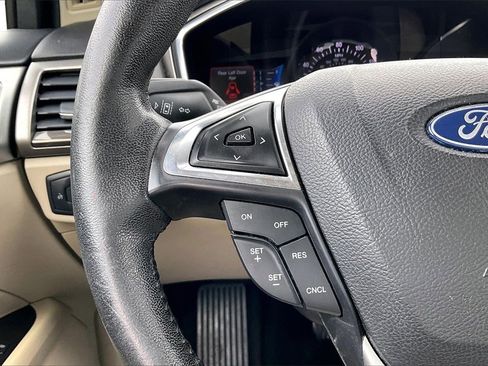 Used 2020 Ford Fusion SEL image 10