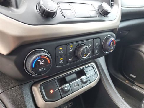 Used 2021 GMC Acadia Denali w/ Denali Technology Package image 23