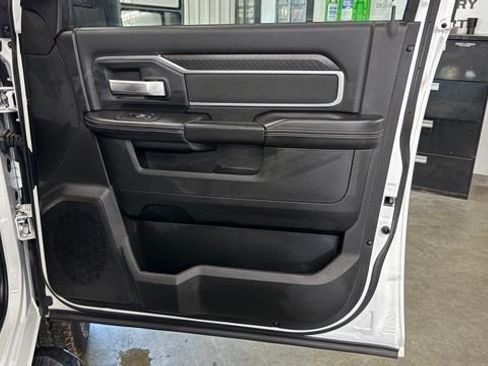 Used 2025 RAM 2500 Big Horn AWD/4WD image 22