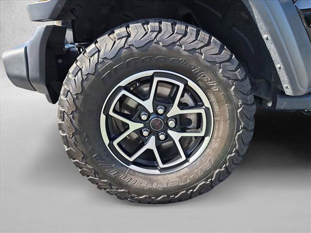 Used 2024 Jeep Wrangler Sport AWD/4WD image 22