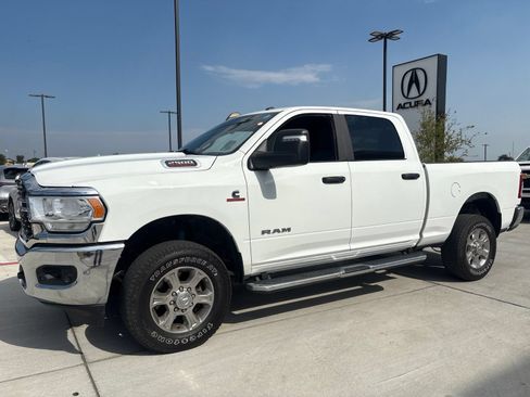 Used 2024 RAM 2500 Big Horn w/ Off Road Package AWD/4WD image 3