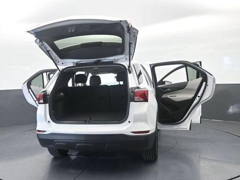Used 2024 Chevrolet Equinox LS w/ LS Convenience Package FWD image 69