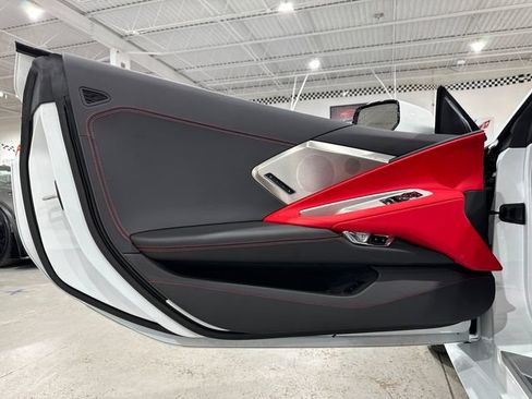 Used 2024 Chevrolet Corvette Stingray Preferred Cpe w/ Z51 Performance Package RWD image 20