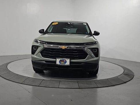 Used 2025 Chevrolet TrailBlazer LS w/ LS Convenience Package AWD/4WD image 9