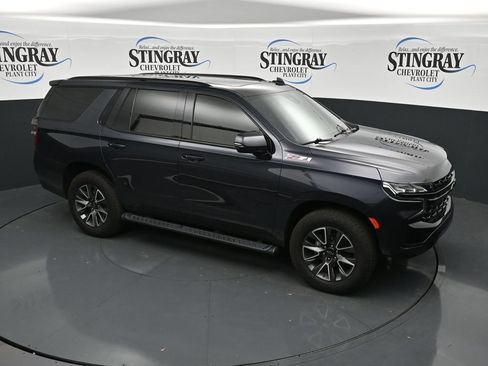 Certified 2023 Chevrolet Tahoe Z71 w/ Luxury Package AWD/4WD image 18
