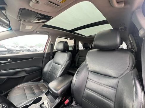 Used 2016 Kia Sorento SX AWD/4WD image 28