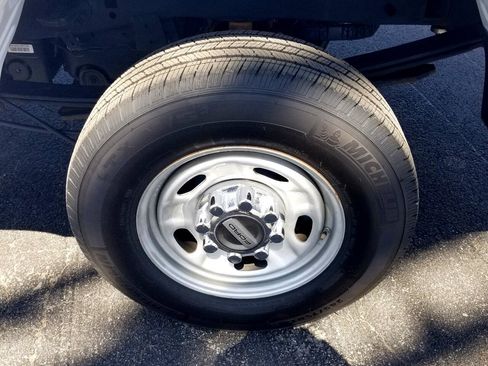 Used 2020 Ford F250 XL w/ Power Equipment Group image 20