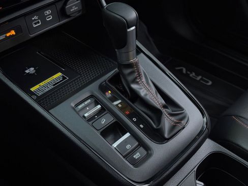 Used 2024 Honda CR-V Sport Touring image 27