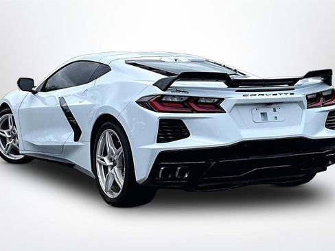 Used 2022 Chevrolet Corvette Stingray Preferred Cpe w/ Z51 Performance Package RWD image 5
