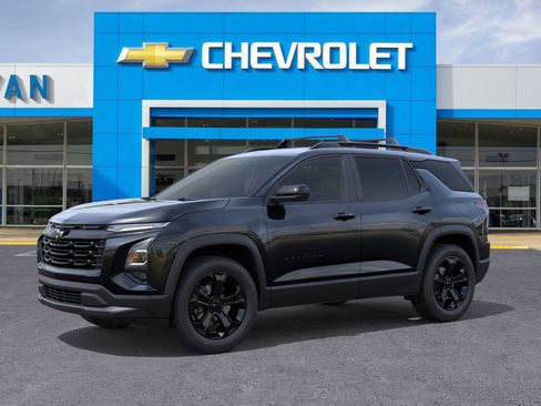 New 2026 Chevrolet Equinox LT image 2