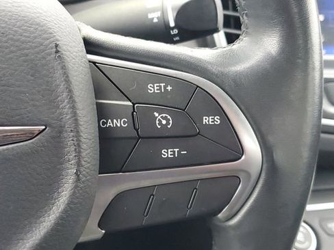 Used 2016 Chrysler 200 Limited w/ Comfort Group FWD image 21