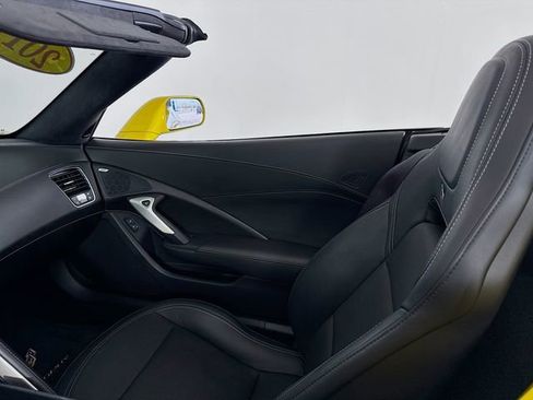 Used 2017 Chevrolet Corvette Stingray Convertible w/ 3LT Preferred Equipment Group RWD image 25