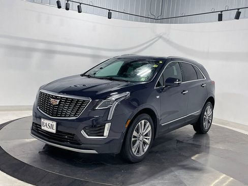 Used 2024 Cadillac XT5 Premium Luxury w/ LPO, Floor Liner Package AWD/4WD image 8