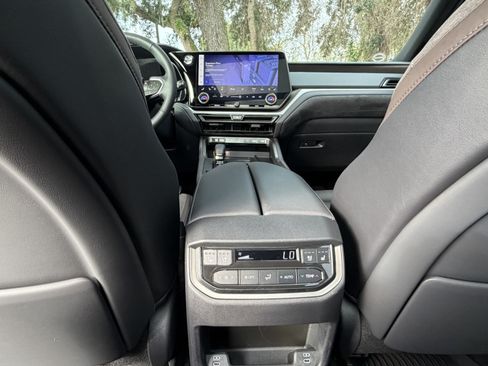 Used 2024 Lexus TX 350 AWD w/ Technology Package image 36