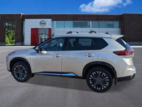 New 2026 Nissan Rogue Platinum AWD/4WD image 2