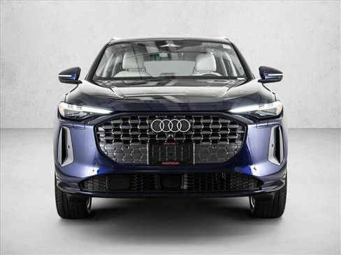 New 2025 Audi Q5 Premium Plus image 2