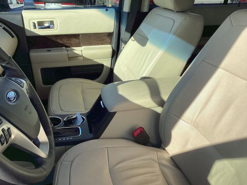 Used 2018 Ford Flex Limited w/ Equipment Group 301A image 12