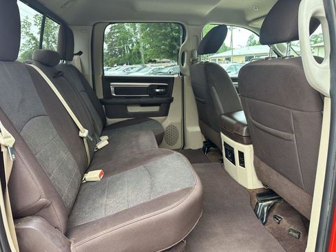 Used 2018 RAM 1500 Classic SLT w/ Luxury Group AWD/4WD image 11