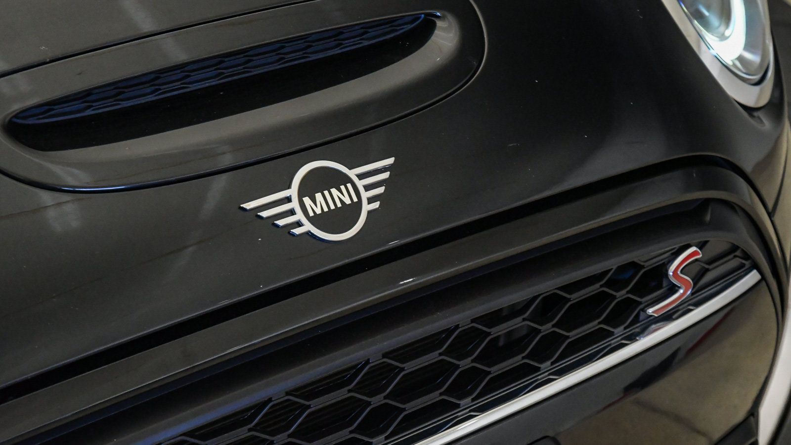 Used 2023 MINI Cooper S FWD image 8