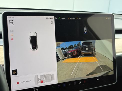 Used 2024 Tesla Model Y Long Range AWD/4WD image 23