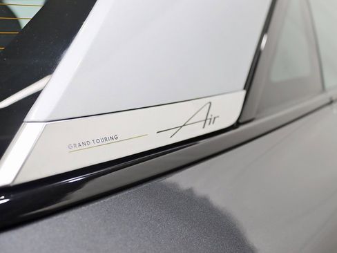 Used 2022 Lucid Air Grand Touring image 12