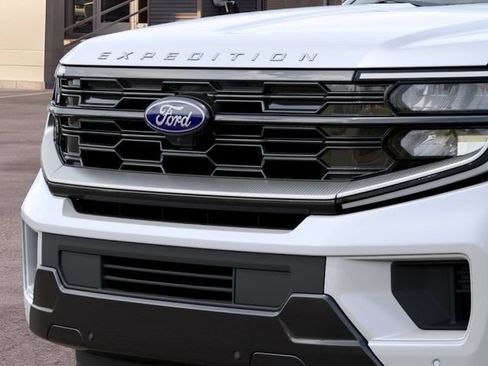 New 2027 Ford Expedition Max Platinum w/ Driver's Package AWD/4WD image 17