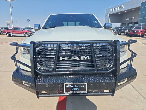 Used 2023 RAM 1500 Laramie image 8