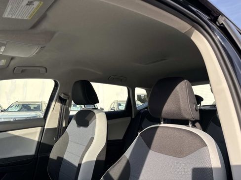 New 2026 Volkswagen Taos S image 16