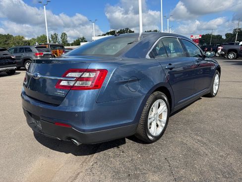 Used 2018 Ford Taurus SEL w/ Equipment Group 201A FWD image 5
