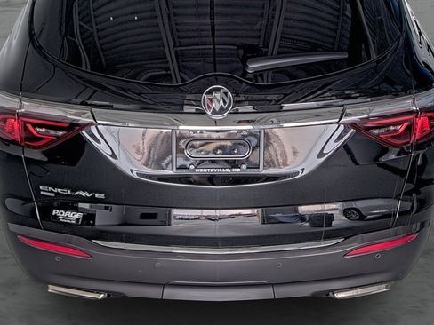 Used 2024 Buick Enclave Essence w/ Experience Buick Package image 12