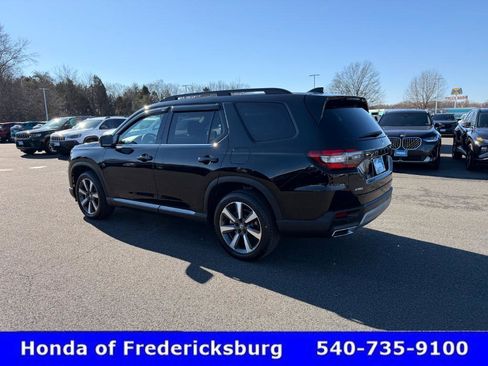 Certified 2025 Honda Pilot Elite image 4
